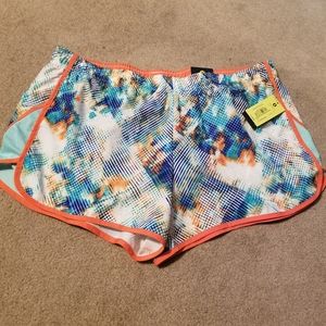 Xersion Shorts